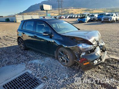 Czwarte zdjęcie samochodu z boku: 2013 VOLKSWAGEN GOLF VIN:WVWDM7AJ2DW064419 - miniatura