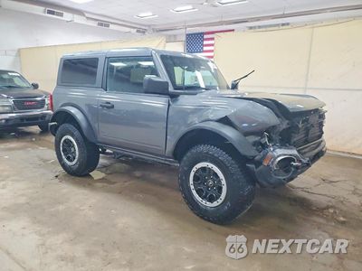 Czwarte zdjęcie samochodu z boku: 2023 FORD BRONCO BASE VIN:1FMDE5CP4PLA95191 - miniatura