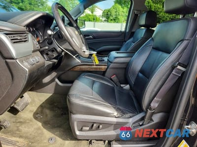 Zdjęcie 7 z 14 samochodu: 2015 CHEVROLET SUBURBAN K1500 LT VIN:1GNSKJKC2FR174986 - miniatura