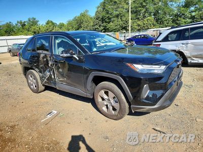 Czwarte zdjęcie samochodu z boku: 2025 TOYOTA RAV4 HYBRID XLE VIN:JTMRWRFV6SJ080902 - miniatura