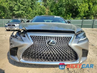 Piąte zdjęcie samochodu w środku: 2018 LEXUS LS 500 VIN:JTHC5LFF3J5004106 - miniatura