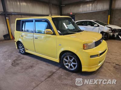 Czwarte zdjęcie samochodu z boku: 2005 SCION XB BASE VIN:JTLKT324754015438 - miniatura