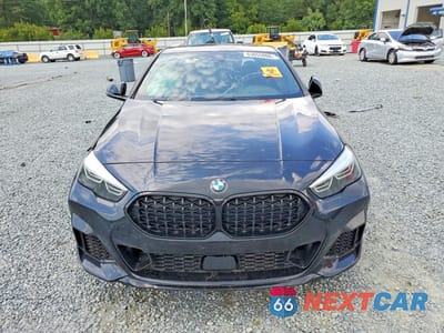 Piąte zdjęcie samochodu w środku: 2021 BMW M235XI VIN:WBA13AL04M7G55031 - miniatura