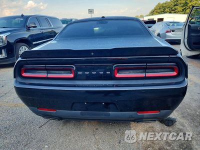 Zdjęcie 6 z 12 samochodu: 2018 DODGE CHALLENGER SXT VIN:2C3CDZAG1JH279557 - miniatura