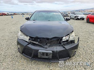 Piąte zdjęcie samochodu w środku: 2015 TOYOTA CAMRY SE VIN:4T1BF1FK3FU088710 - miniatura