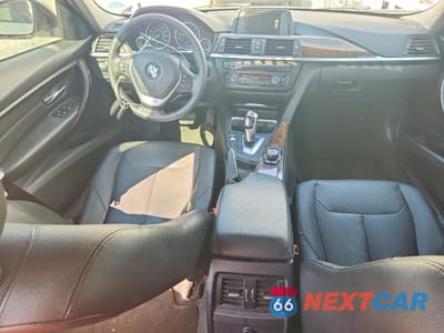Zdjęcie 8 z 12 samochodu: 2015 BMW 328 I VIN:WBA3A5C52FF607180 - miniatura