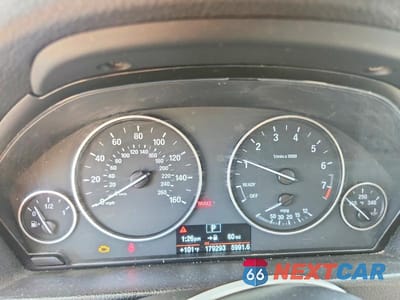 Zdjęcie 9 z 12 samochodu: 2016 BMW 320 XI VIN:WBA8A3C51GK551414 - miniatura