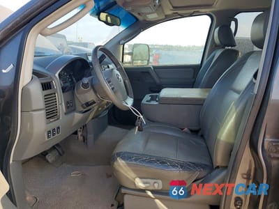 Zdjęcie 7 z 13 samochodu: 2005 NISSAN TITAN XE VIN:1N6BA07A85N564376 - miniatura