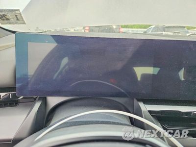 Zdjęcie 9 z 12 samochodu: 2024 BMW 530 XI VIN:WBA53FJ00RCP96255 - miniatura