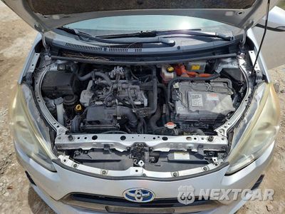 Zdjęcie 11 z 13 samochodu: 2016 TOYOTA PRIUS C TWO VIN:JTDKDTB39G1119823 - miniatura