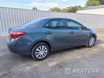 Trzecie zdjęcie samochodu z tyłu: 2017 TOYOTA COROLLA LE VIN:5YFBURHEXHP735460 - miniatura