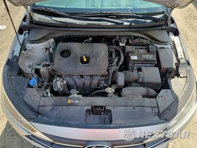 Zdjęcie 11 z 13 samochodu: 2020 HYUNDAI ELANTRA SEL VIN:5NPD84LF3LH537339 - miniatura