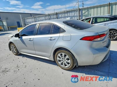 Drugie zdjęcie samochodu z przodu: 2022 TOYOTA COROLLA LE VIN:JTDEPMAE1N3007256 - miniatura