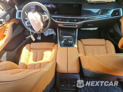 Zdjęcie 8 z 13 samochodu: 2026 BMW X5 M60I VIN:5UX33EU04T9296733 - miniatura