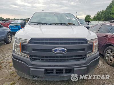Piąte zdjęcie samochodu w środku: 2019 FORD F150 SUPER CAB VIN:1FTFX1E44KKE83023 - miniatura