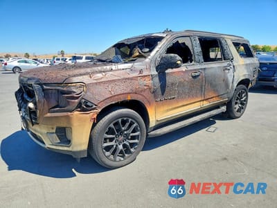 2023 GMC YUKON XL K1500 SLT 1GKS2GKD9PR425951 - główne zdjęcie licytacji z USA - miniatura