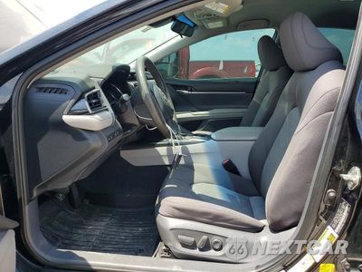 Zdjęcie 7 z 14 samochodu: 2019 TOYOTA CAMRY LE VIN:4T1B11HK2KU730646 - miniatura
