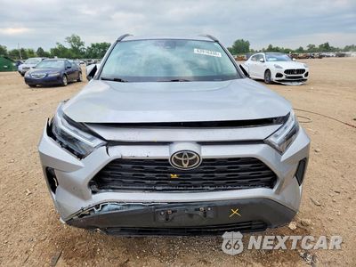 Piąte zdjęcie samochodu w środku: 2023 TOYOTA RAV4 XLE VIN:2T3P1RFV3PW376829 - miniatura