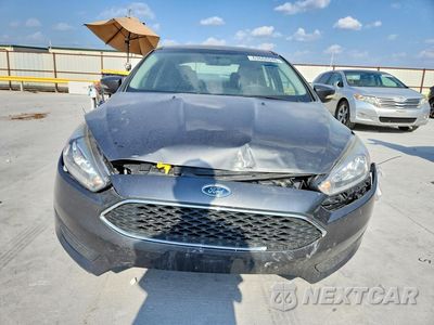 Piąte zdjęcie samochodu w środku: 2017 FORD FOCUS SE VIN:1FADP3F27HL342231 - miniatura