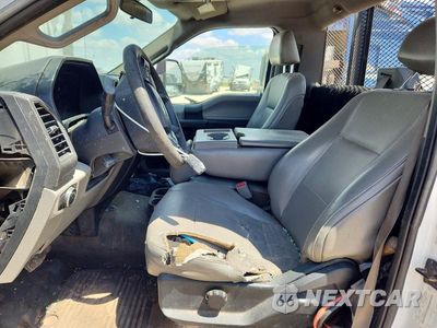 Zdjęcie 7 z 12 samochodu: 2017 FORD F550 SUPER DUTY VIN:1FDUF5GY2HEB24886 - miniatura