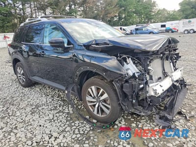 Czwarte zdjęcie samochodu z boku: 2025 NISSAN PATHFINDER SL VIN:5N1DR3CC6SC213370 - miniatura