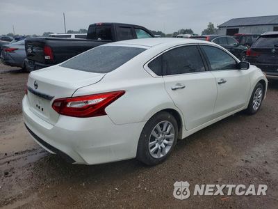 Trzecie zdjęcie samochodu z tyłu: 2016 NISSAN ALTIMA 2.5 S VIN:1N4AL3AP8GN336782 - miniatura