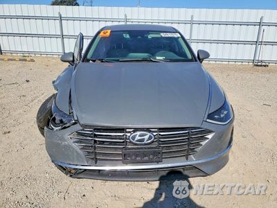 Piąte zdjęcie samochodu w środku: 2021 HYUNDAI SONATA SE VIN:5NPEG4JA8MH080527 - miniatura
