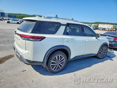 Trzecie zdjęcie samochodu z tyłu: 2024 NISSAN PATHFINDER SL VIN:5N1DR3CB1RC225797 - miniatura
