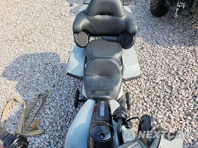 Piąte zdjęcie samochodu w środku: 2024 HARLEY-DAVIDSON FLHTK VIN:1HD1KEF10RB634789 - miniatura