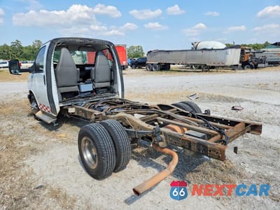 Drugie zdjęcie samochodu z przodu: 2020 CHEVROLET EXPRESS G3500 VIN:1GB3GRCG4L1269482 - miniatura