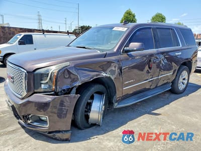 2016 GMC YUKON SLT 1GKS2BKC5GR229404 - główne zdjęcie licytacji z USA - miniatura