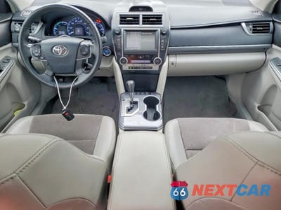 Zdjęcie 8 z 13 samochodu: 2012 TOYOTA CAMRY HYBRID XLE VIN:4T1BD1FK0CU006465 - miniatura