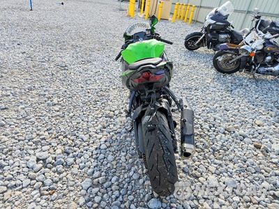 Czwarte zdjęcie samochodu z boku: 2025 KAWASAKI ZX636 K VIN:JKBZXJK17SA009120 - miniatura