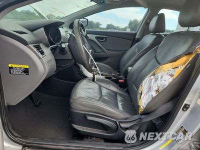 Zdjęcie 12 z 23 samochodu: 2011 HYUNDAI ELANTRA LIMITED VIN:5NPDH4AE2BH000907 - miniatura