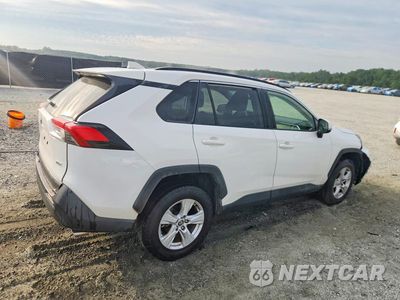 Trzecie zdjęcie samochodu z tyłu: 2020 TOYOTA RAV4 XLE VIN:JTMW1RFV2LD059062 - miniatura