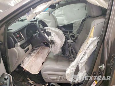 Zdjęcie 7 z 14 samochodu: 2019 TOYOTA HIGHLANDER LIMITED PLATINUM VIN:5TDDZRFH0KS991726 - miniatura