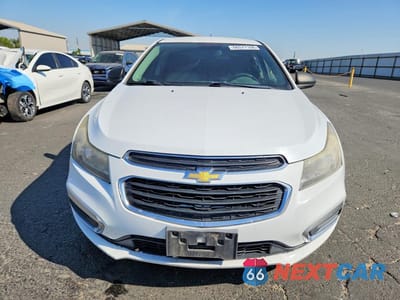 Piąte zdjęcie samochodu w środku: 2015 CHEVROLET CRUZE LS VIN:1G1PA5SG4F7295583 - miniatura