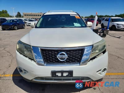 Piąte zdjęcie samochodu w środku: 2014 NISSAN PATHFINDER SL VIN:5N1AR2MM3EC698222 - miniatura