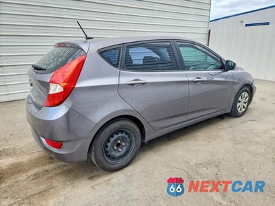 Trzecie zdjęcie samochodu z tyłu: 2015 HYUNDAI ACCENT GS VIN:KMHCT5AE3FU231189 - miniatura