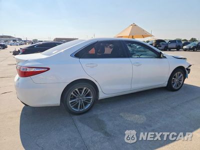 Trzecie zdjęcie samochodu z tyłu: 2016 TOYOTA CAMRY SE VIN:4T1BF1FKXGU249586 - miniatura