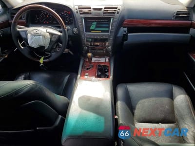 Zdjęcie 8 z 12 samochodu: 2008 LEXUS LS 460 VIN:JTHBL46F485060914 - miniatura