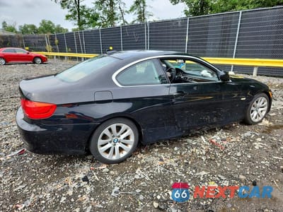 Trzecie zdjęcie samochodu z tyłu: 2013 BMW 328 I VIN:WBAKE3C56DE772141 - miniatura