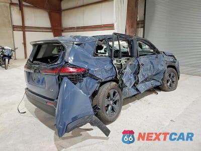 Trzecie zdjęcie samochodu z tyłu: 2026 TOYOTA RAV4 LE VIN:2T36CRAV1TC021702 - miniatura