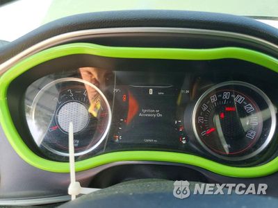 Zdjęcie 9 z 12 samochodu: 2019 DODGE CHALLENGER R/T VIN:2C3CDZBTXKH521520 - miniatura