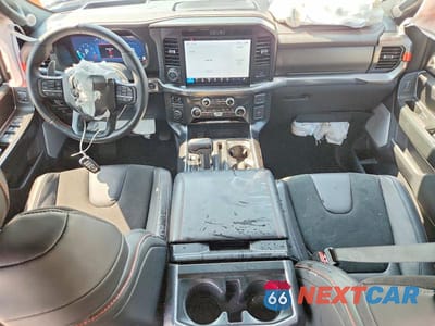 Zdjęcie 8 z 12 samochodu: 2025 FORD F150 RAPTOR VIN:1FTFW1RGXSFC30823 - miniatura