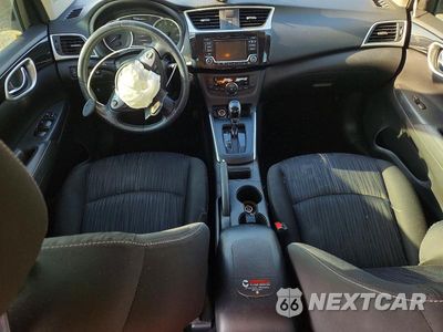 Zdjęcie 8 z 12 samochodu: 2018 NISSAN SENTRA SV VIN:3N1AB7APXJL622826 - miniatura