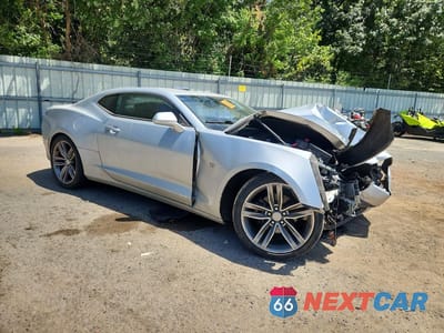 Czwarte zdjęcie samochodu z boku: 2017 CHEVROLET CAMARO LT VIN:1G1FB1RS9H0144021 - miniatura