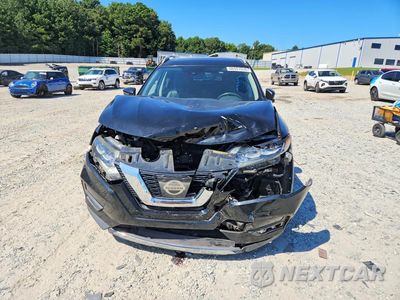 Piąte zdjęcie samochodu w środku: 2017 NISSAN ROGUE SL VIN:5N1AT2MT6HC762041 - miniatura