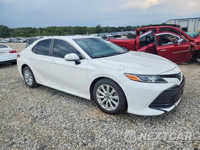 Czwarte zdjęcie samochodu z boku: 2018 TOYOTA CAMRY LE VIN:JTNB11HK9J3050781 - miniatura