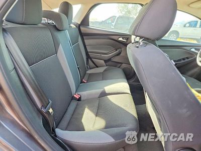 Zdjęcie 10 z 12 samochodu: 2014 FORD FOCUS SE VIN:1FADP3K28EL375062 - miniatura